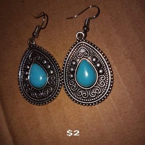 Paparazzi teal earrings